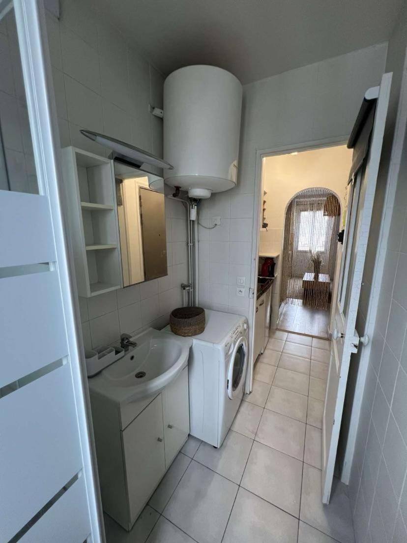 Charmant Appartement Aux Portes De Paris - 2Pax Saint-Ouen  Exteriör bild